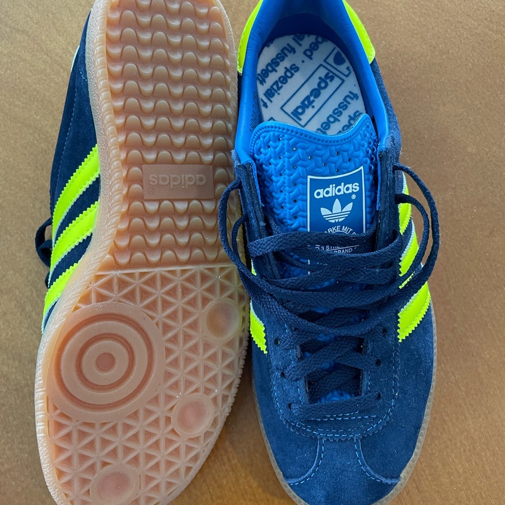 Adidas Hochelaga Sneakers Limited Edition (Gazelle Style)